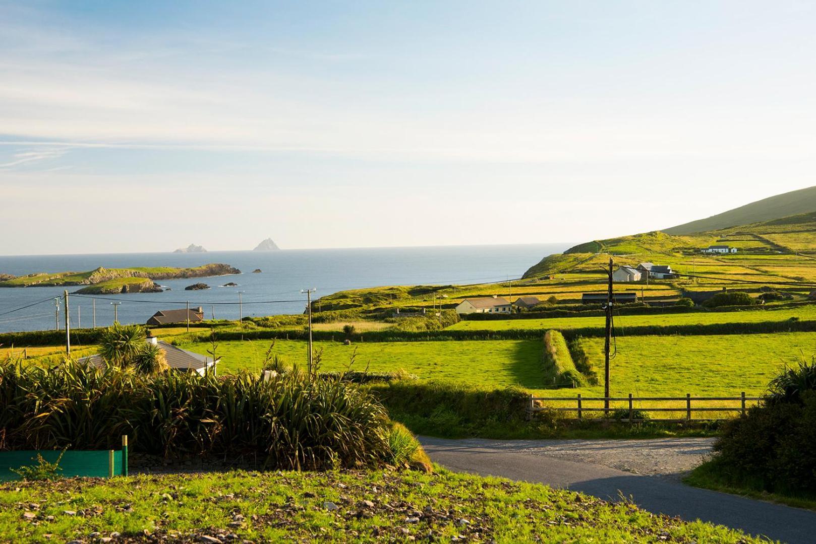 Apartamento Ring Of Kerry - Einmaliger Blick Auf Skelligs Clynacartan Exterior foto
